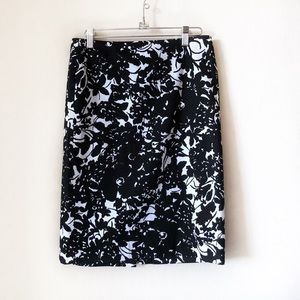 Talbots Black & White Floral Pencil Skirt - Size 4